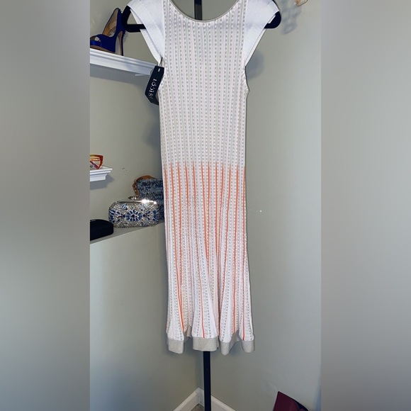 Tricot Chic Dress - White/Orange - Picture 3 of 11